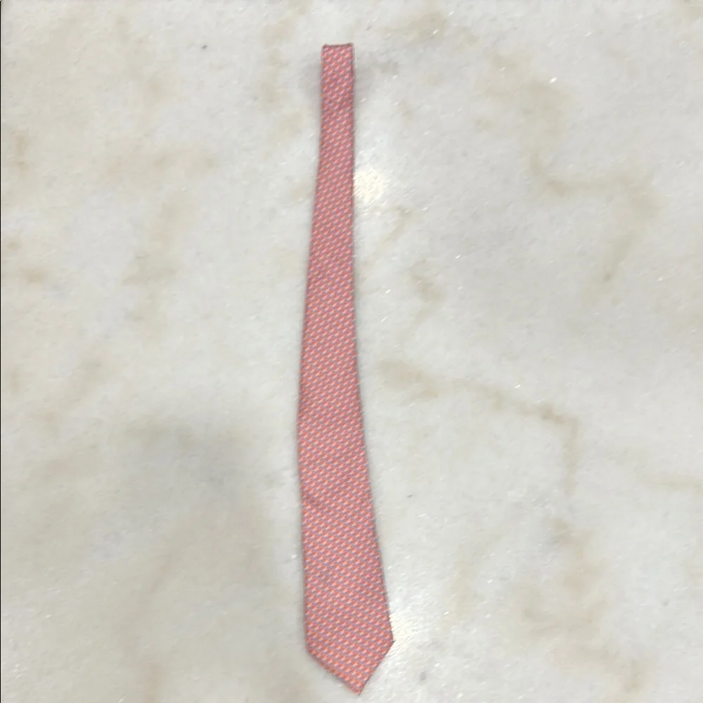 Vineyard Vines Pink and White Tie for Formal Occasions